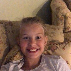 Meet your Posher, Makensie